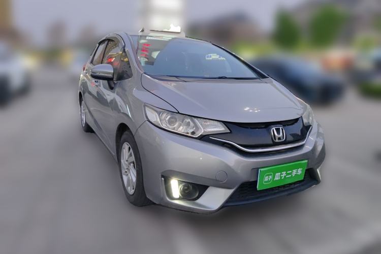 Used Honda Fit 2014 1.5L EX CVT Elite Model Front Right 45 Deg