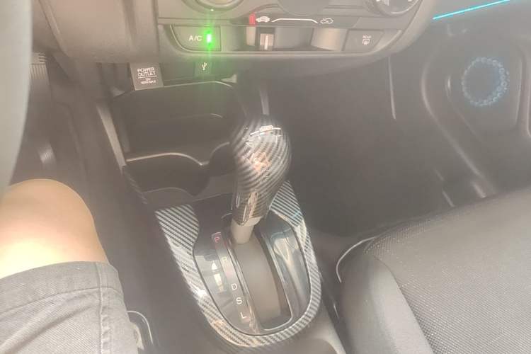 Used Honda Fit 2014 1.5L LX CVT Comfort Model Gear Lever
