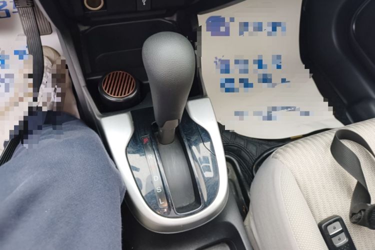 Used Honda Fit 2014 1.5L EX CVT Elite Model Gear Lever