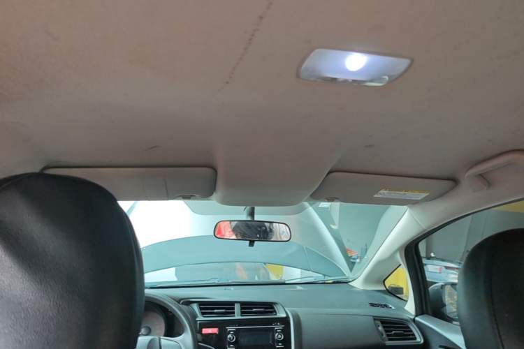 Used Honda Fit 2014 1.5L LX CVT Comfort Model Headliner