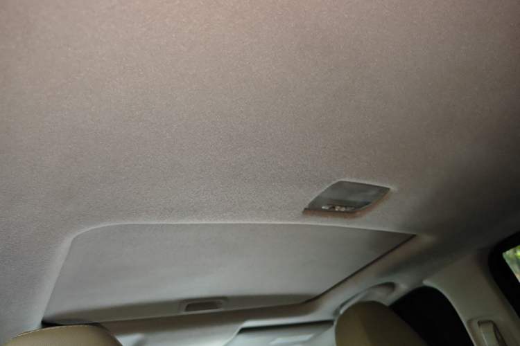 Used Honda Fit 2014 1.5L EX CVT Elite Model Headliner