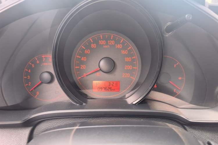 Used Honda Fit 2014 1.5L LX CVT Comfort Model Instrument Cluster