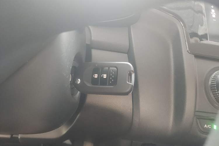 Used Honda Fit 2014 1.5L LX CVT Comfort Model Interior 1