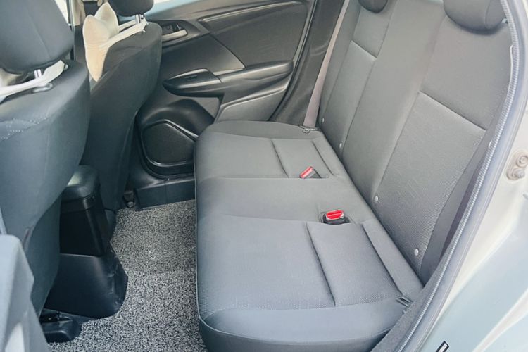 Used Honda Fit 2014 1.5L LX CVT Comfort Model Interior 1