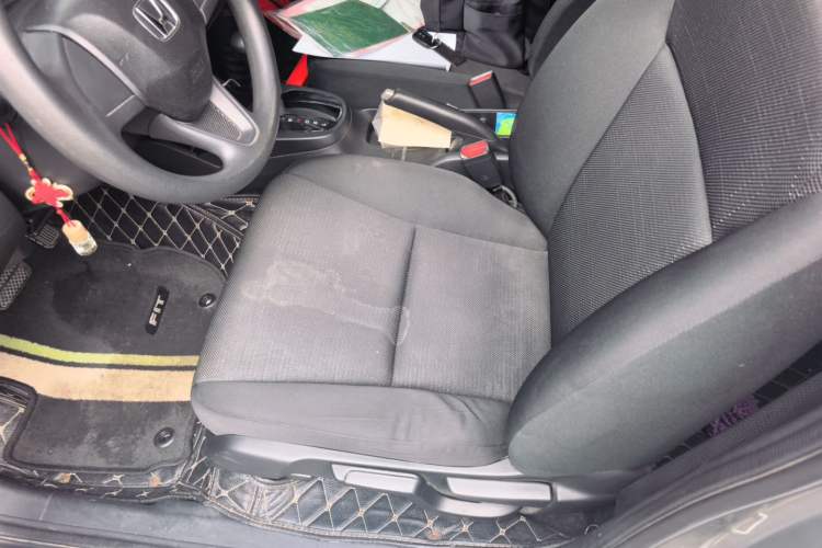Used Honda Fit 2014 1.5L LX CVT Comfort Model Left Front Seat