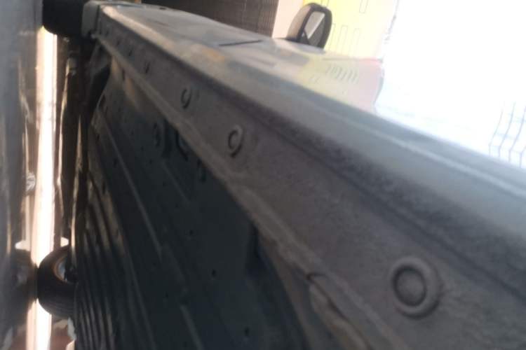 Used Honda Fit 2014 1.5L SE CVT Fashion Model Left Side Sill