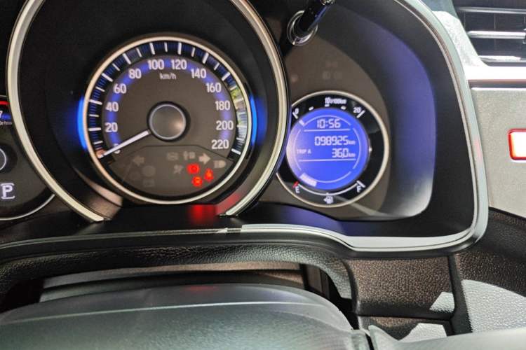 Used Honda Fit 2014 1.5L EX CVT Elite Model Odometer Close Up