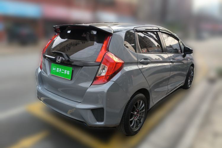 Used Honda Fit 2014 1.5L LX CVT Comfort Model Rear Right 45 Deg