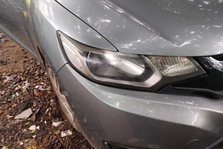 Used Honda Fit 2014 1.5L LX CVT Comfort Model Right Front Headlight