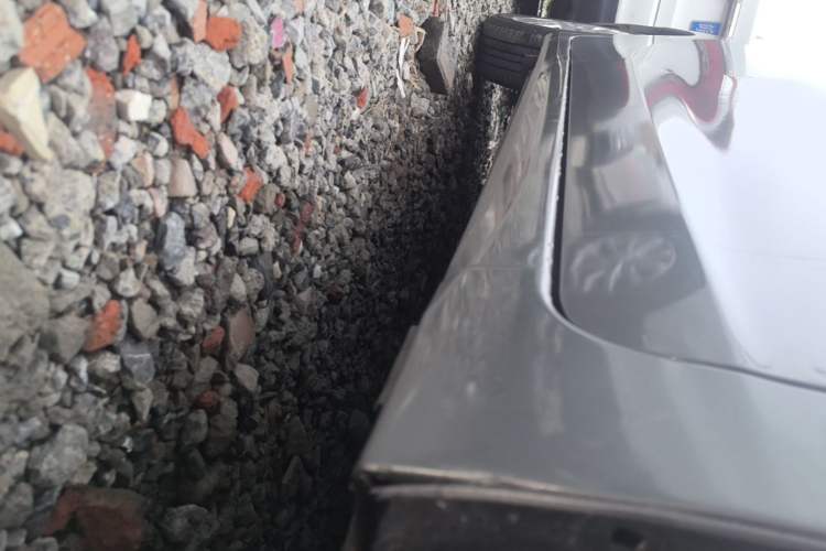 Used Honda Fit 2014 1.5L LX CVT Comfort Model Right Side Sill