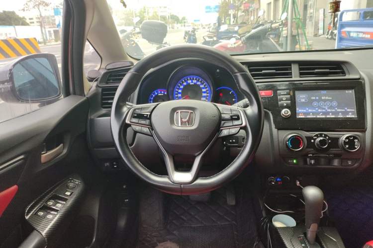 Used Honda Fit 2014 1.5L LX CVT Comfort Model Steering Wheel