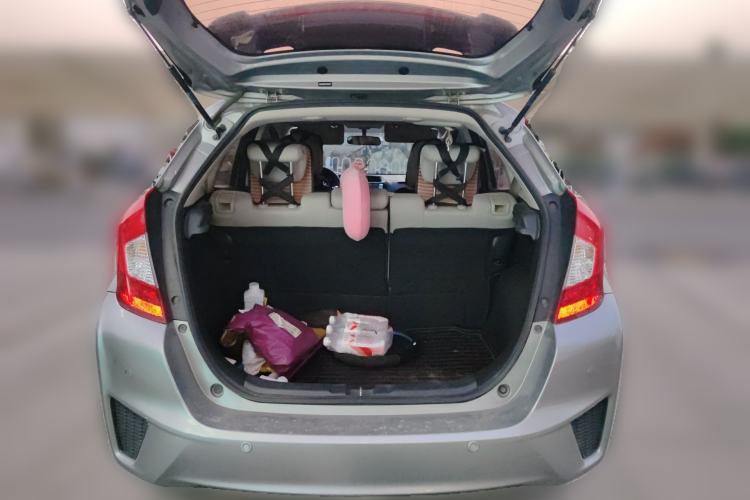 Used Honda Fit 2014 1.5L EX CVT Elite Model Trunk