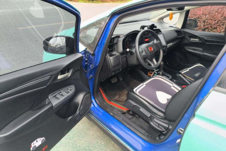 Used Honda Fit 2014 1.5L LX CVT Comfort Model Driver Seat