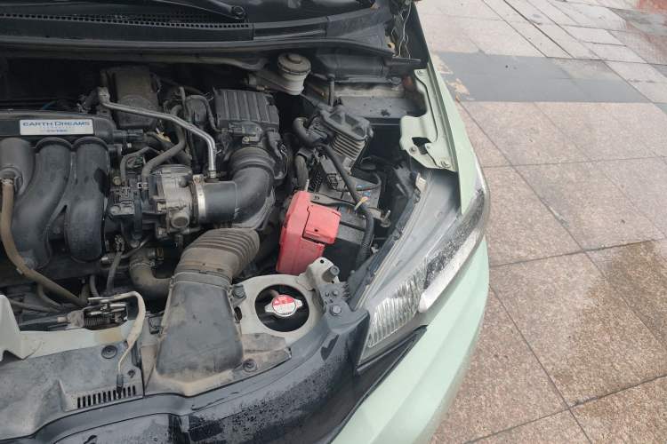 Used Honda Fit 2014 1.5L LX CVT Comfort Model Engine Bay Left