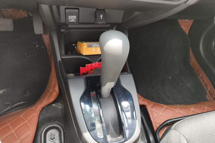 Used Honda Fit 2014 1.5L LX CVT Comfort Model Gear Lever