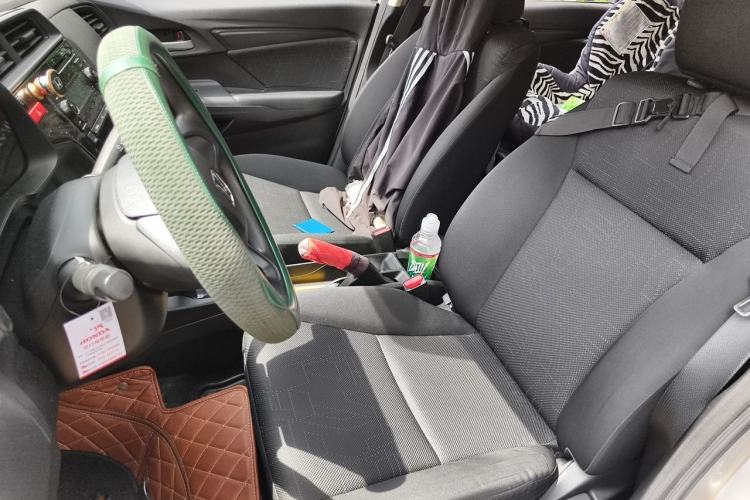 Used Honda Fit 2014 1.5L LX CVT Comfort Model Left Front Seat