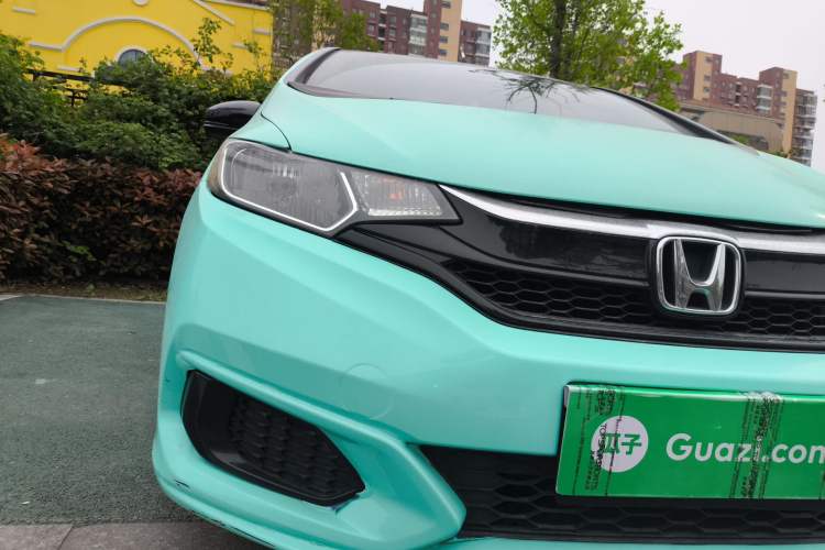 Used Honda Fit 2014 1.5L LX CVT Comfort Model Right Front Headlight