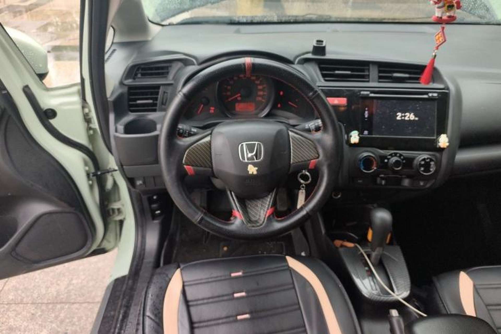 Used Honda Fit 2014 1.5L LX CVT Comfort Model Steering Wheel