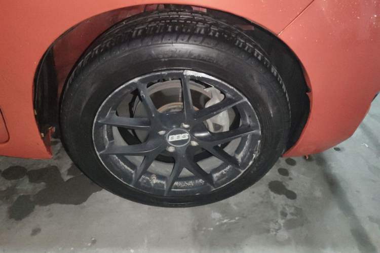 Used Honda Fit 2014 1.5L LX CVT Comfort Model Right Front Wheel Hub