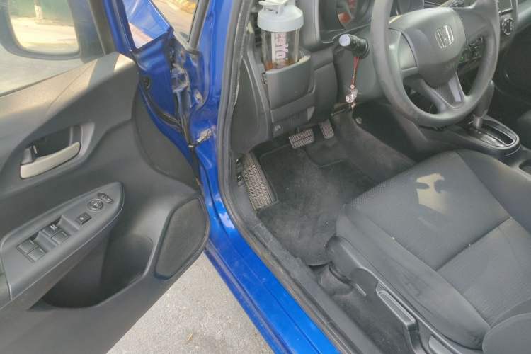 Used Honda Fit 2014 1.5L LX CVT Comfort Model Driver Seat