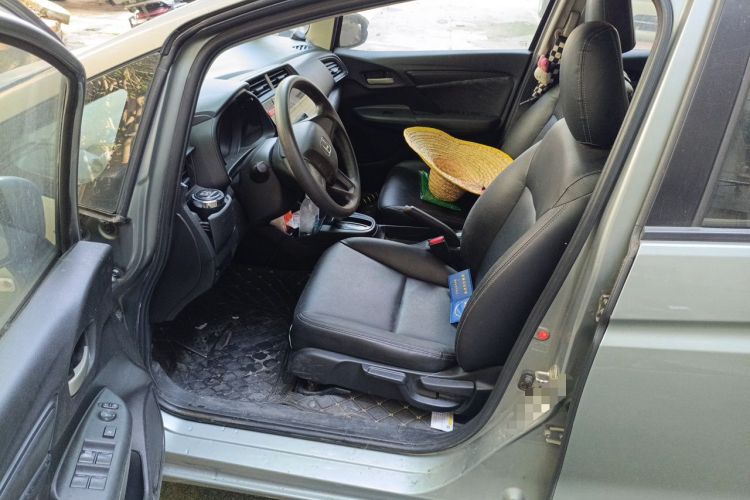 Used Honda Fit 2014 1.5L LX CVT Comfort Model Driver Seat