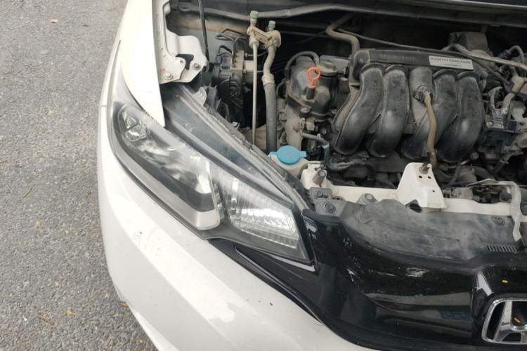 Used Honda Fit 2014 1.5L LX CVT Comfort Model Engine Bay Right