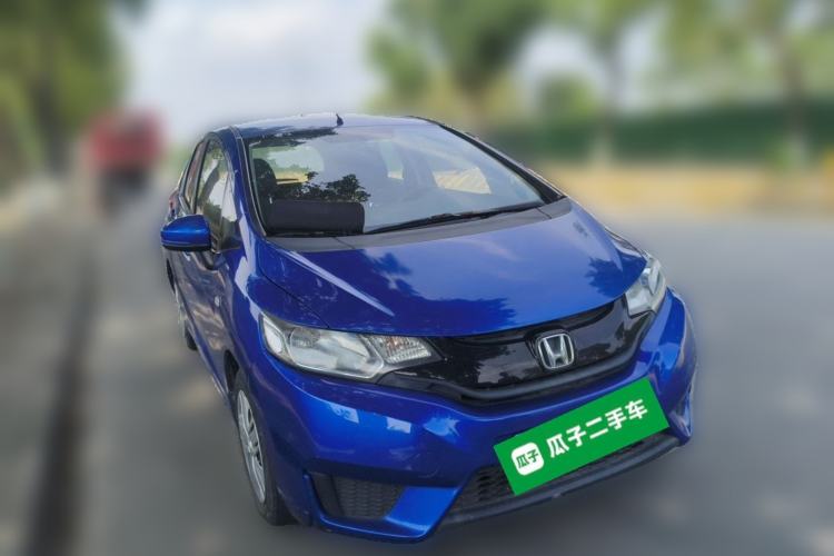 Used Honda Fit 2014 1.5L LX CVT Comfort Model Front Right 45 Deg