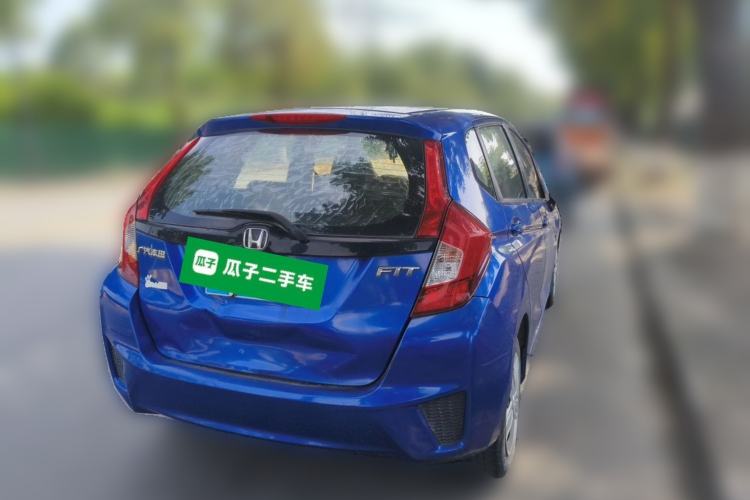 Used Honda Fit 2014 1.5L LX CVT Comfort Model Rear Right 45 Deg