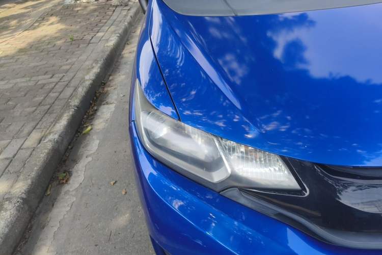 Used Honda Fit 2014 1.5L LX CVT Comfort Model Right Front Headlight