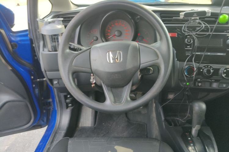 Used Honda Fit 2014 1.5L LX CVT Comfort Model Steering Wheel