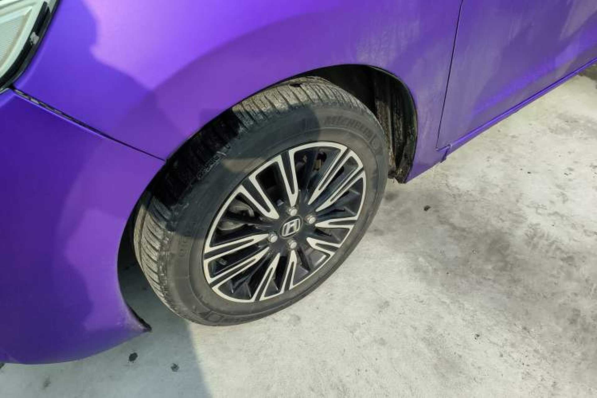 Used Honda Fit 2014 1.5L LX CVT Comfort Model Left Front Wheel Hub