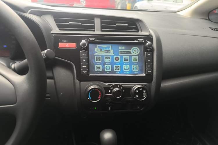 Used Honda Fit 2014 1.5L LX CVT Comfort Model Audio And AC Panel
