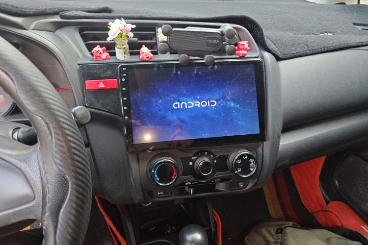 Used Honda Fit 2014 1.5L LX CVT Comfort Model Audio And AC Panel