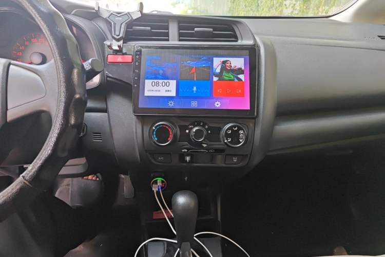 Used Honda Fit 2014 1.5L LX CVT Comfort Model Audio And AC Panel