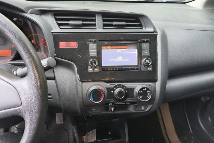 Used Honda Fit 2014 1.5L LX Manual Comfort Model Audio And AC Panel