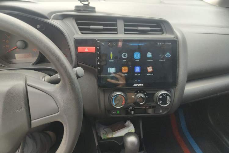 Used Honda Fit 2014 1.5L LX CVT Comfort Model Audio And AC Panel
