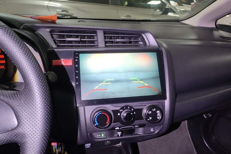 Used Honda Fit 2014 1.5L LX CVT Comfort Model Audio And AC Panel