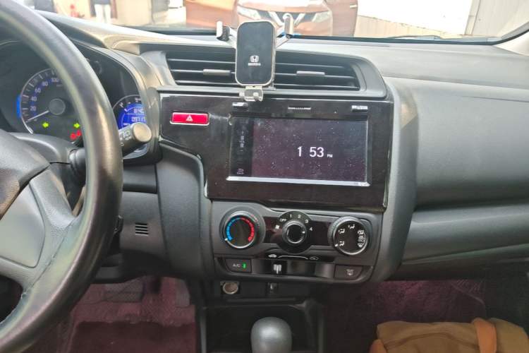Used Honda Fit 2014 1.5L LX CVT Comfort Model Audio And AC Panel