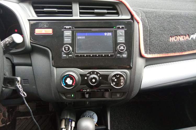 Used Honda Fit 2014 1.5L LX CVT Comfort Model Audio And AC Panel