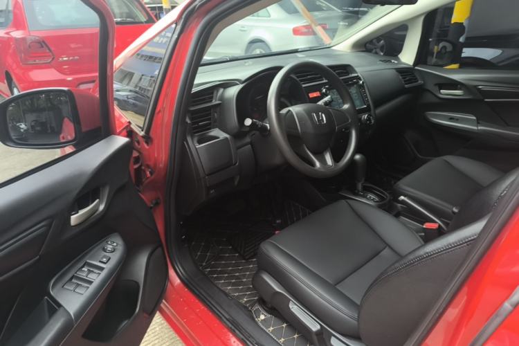 Used Honda Fit 2014 1.5L LX CVT Comfort Model Driver Seat