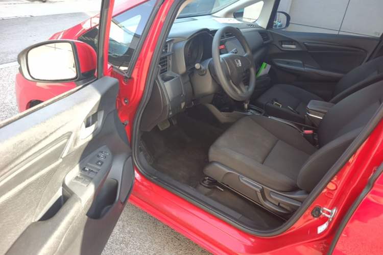 Used Honda Fit 2014 1.5L LX CVT Comfort Model Driver Seat