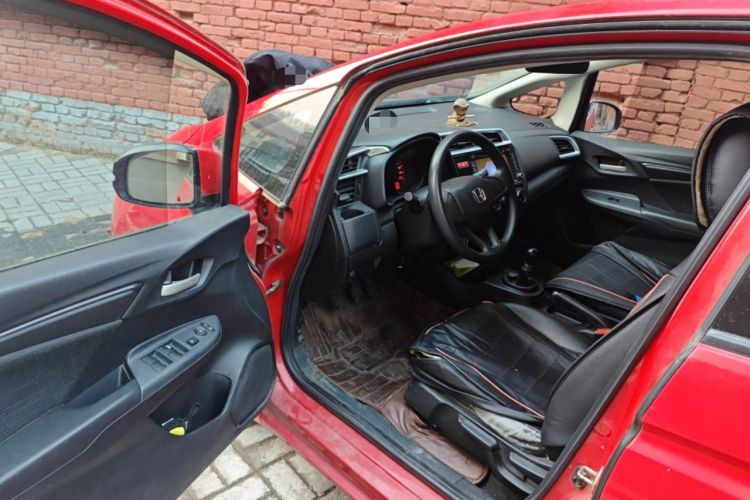 Used Honda Fit 2014 1.5L LX Manual Comfort Model Driver Seat