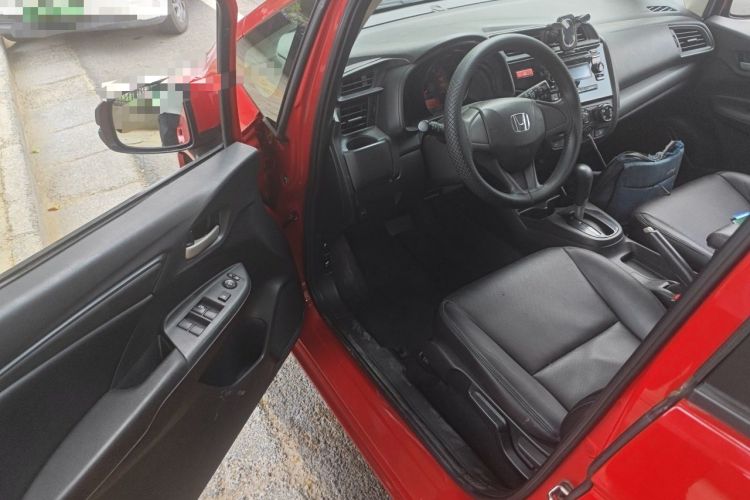 Used Honda Fit 2014 1.5L LX CVT Comfort Model Driver Seat