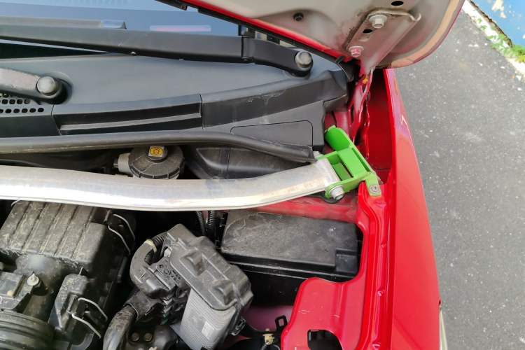 Used Honda Fit 2014 1.5L EX CVT Elite Model Engine Bay Left