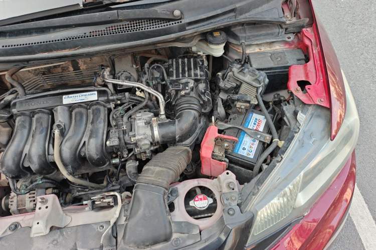 Used Honda Fit 2014 1.5L LX CVT Comfort Model Engine Bay Left