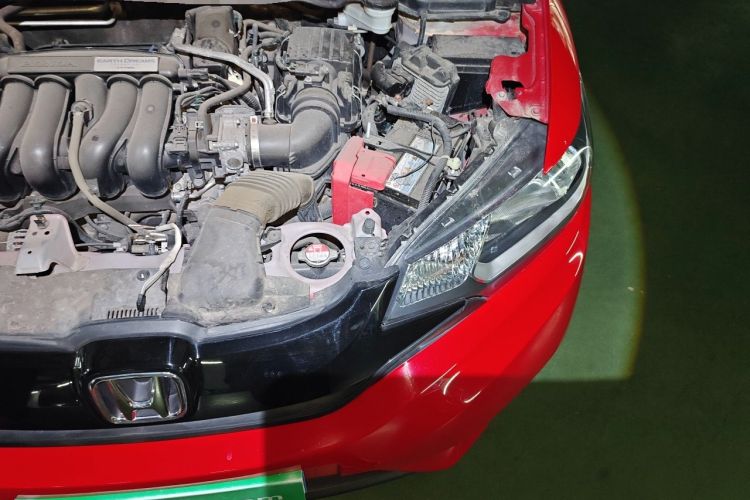Used Honda Fit 2014 1.5L LX CVT Comfort Model Engine Bay Left