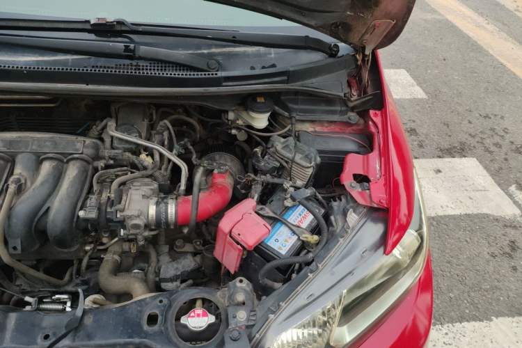 Used Honda Fit 2014 1.5L LX CVT Comfort Model Engine Bay Left