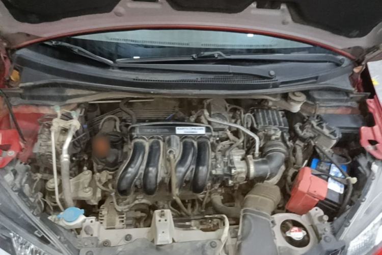 Used Honda Fit 2014 1.5L EX CVT Elite Model Engine Bay