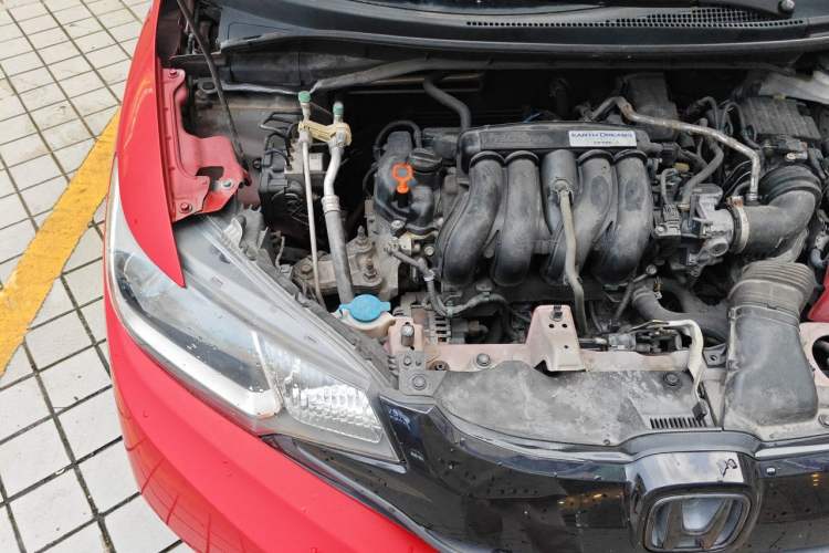 Used Honda Fit 2014 1.5L LX CVT Comfort Model Engine Bay Right