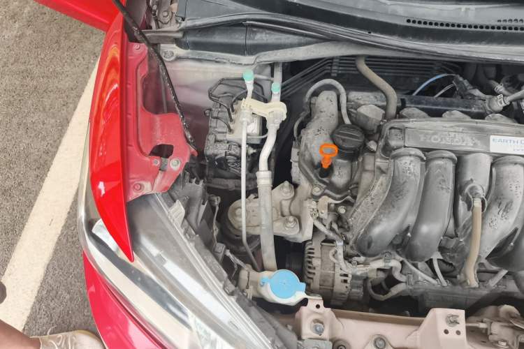 Used Honda Fit 2014 1.5L LX CVT Comfort Model Engine Bay Right